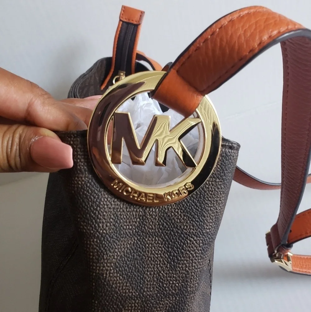 MICHAEL KORS FULTON MEDIUM BAG, BROWN/TANGERINE